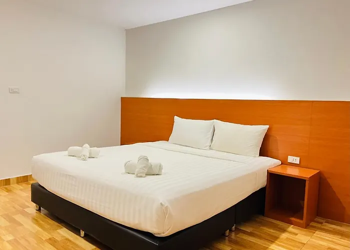 Hotel Don Mueang Place 4*