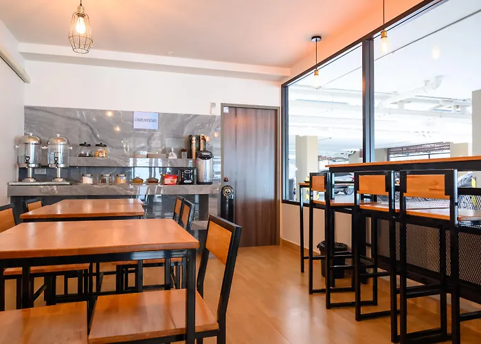 Don Mueang Place Hotel 4*