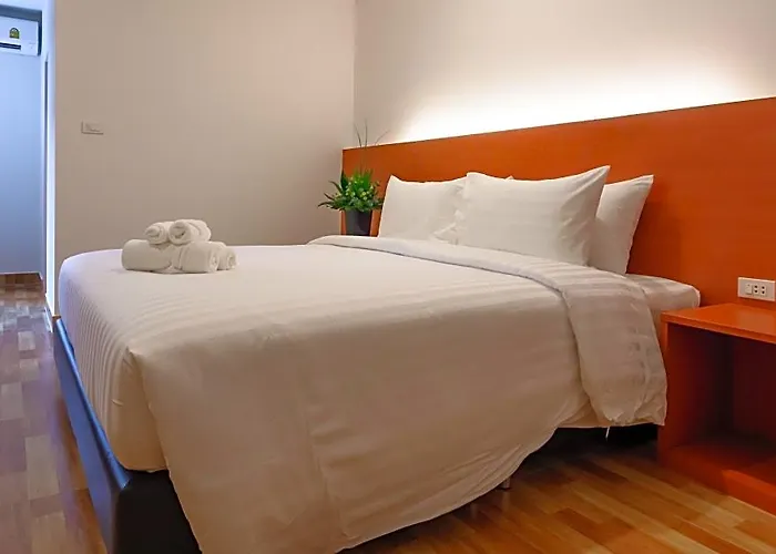Don Mueang Place Hotel